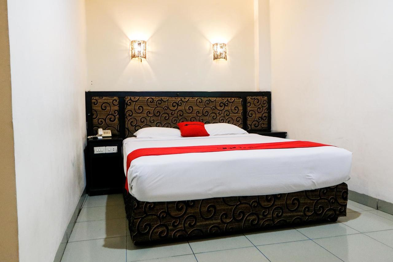 Reddoorz Plus @ Jalan Dr Sutomo Pekanbaru Exterior foto